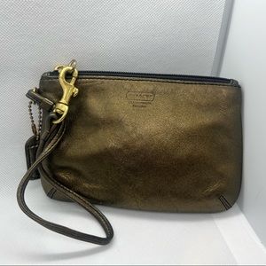 Coach Poppy Leather Metallic Gold wristlet (Vintage)